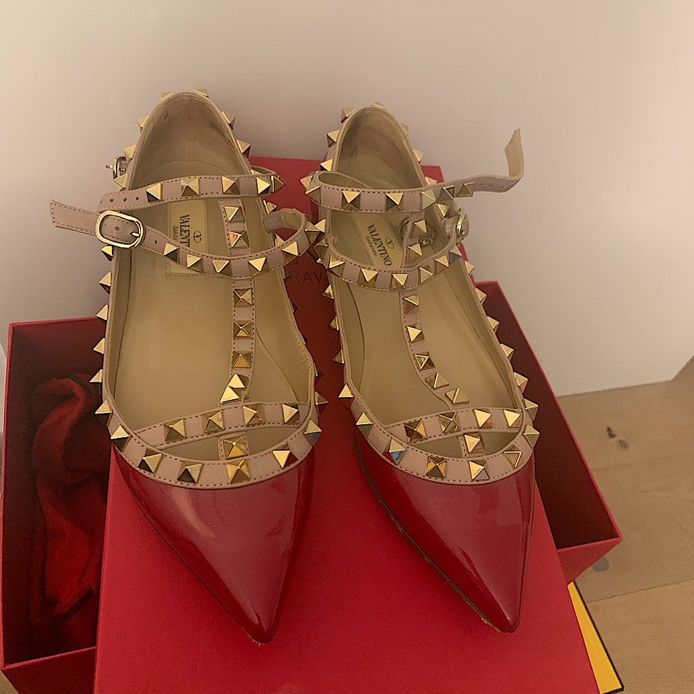 Valentino Garavani classic flap in raspberry red